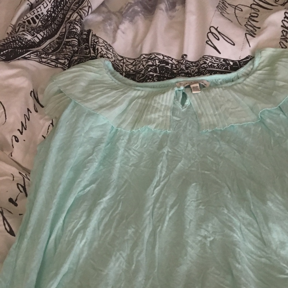 summer top 👗👖👚$4 items 4 for $12 when bundled
